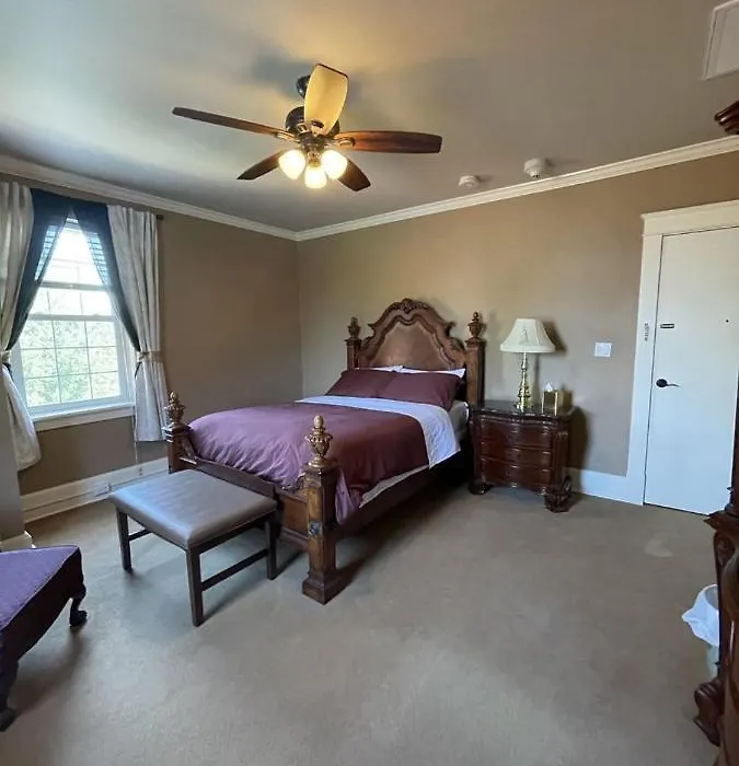The Woodford Inn-1